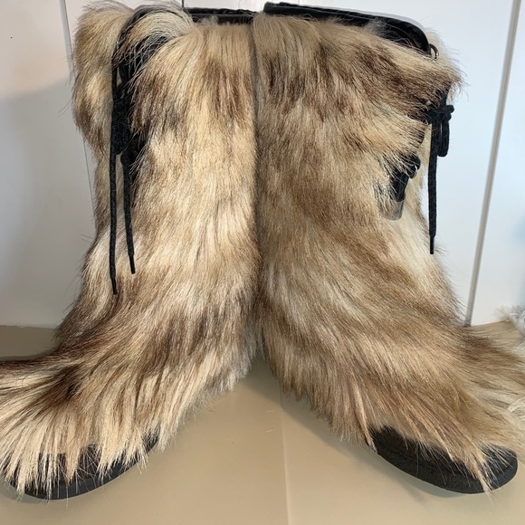 Lackner Kitzzbuhel Fur Boots - Picture 9 of 13